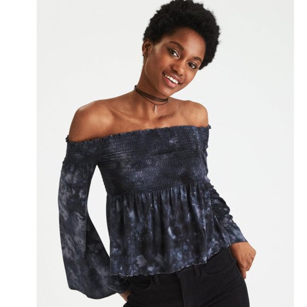 AMERICAN EAGLE boho off the shoulder smocked top